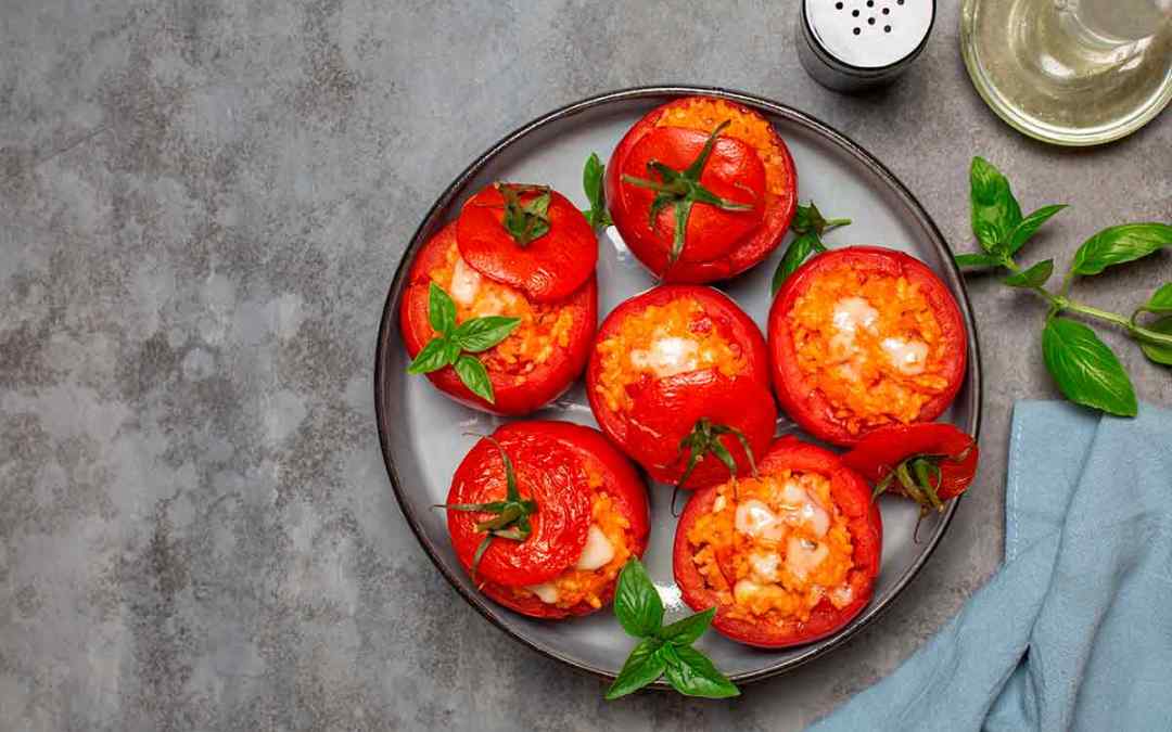 Pomodori ripieni con il riso: la ricetta